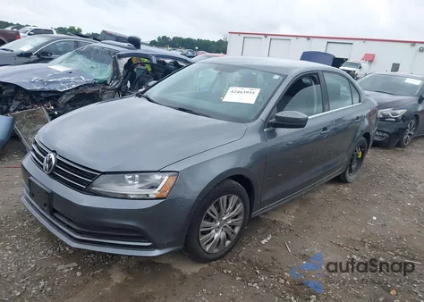 2017 Volkswagen Jetta 1.4T S z USA, uszkodzony, nr VIN 3VW2B7AJ3HM314525